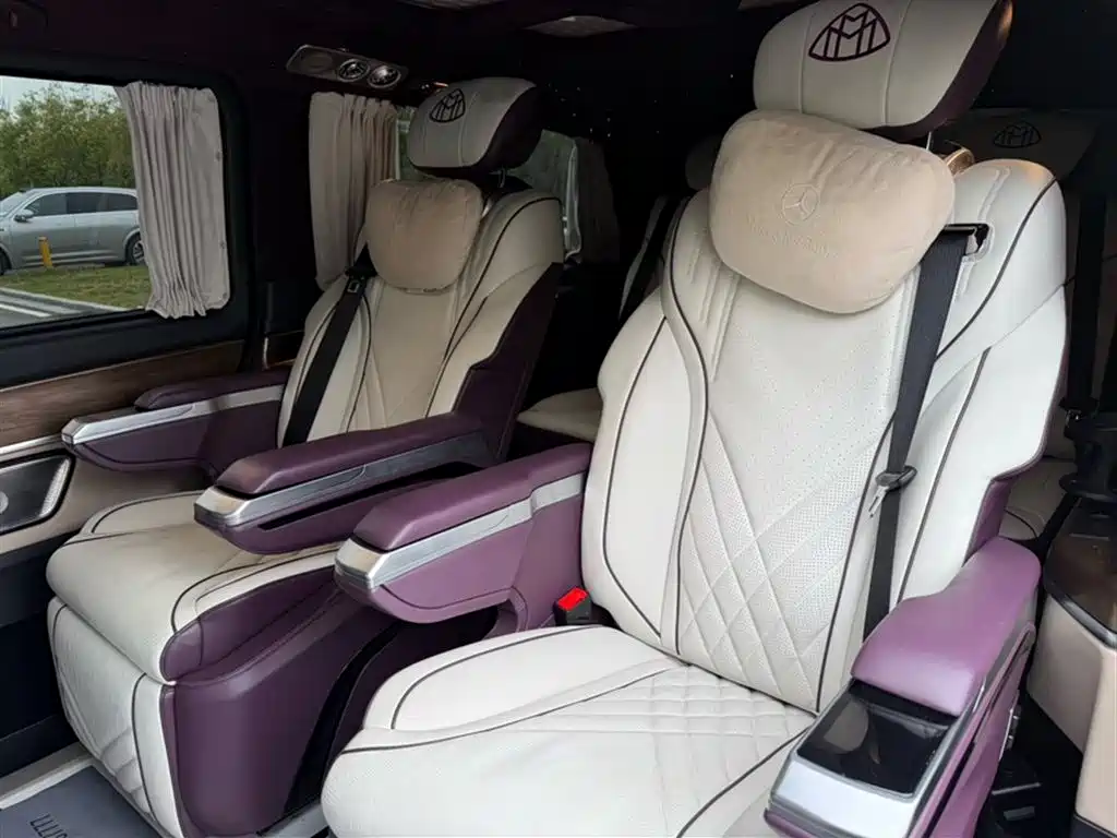 Mercedes-Benz V-Class 2022 V 260 L Long Wheelbase Prestige Edition фото 14