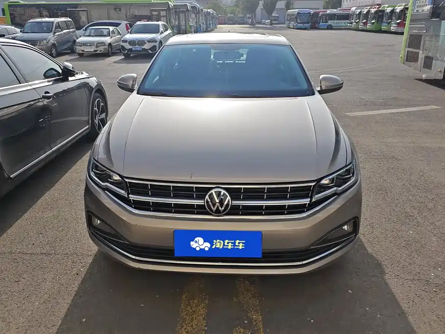 Volkswagen Bora 2020 1.5L Automatic Comfort фото 2