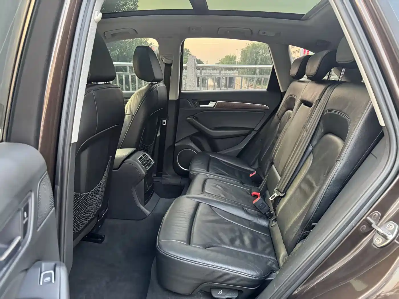 Audi Q5 2015 40 TFSI Technology фото 15