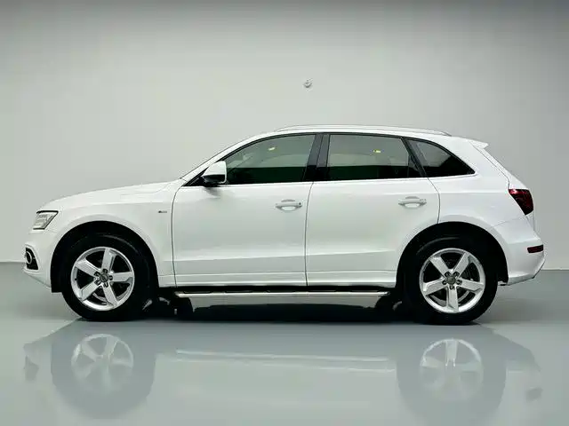 Audi Q5 2018 2017 Plus 40 TFSI Progressive