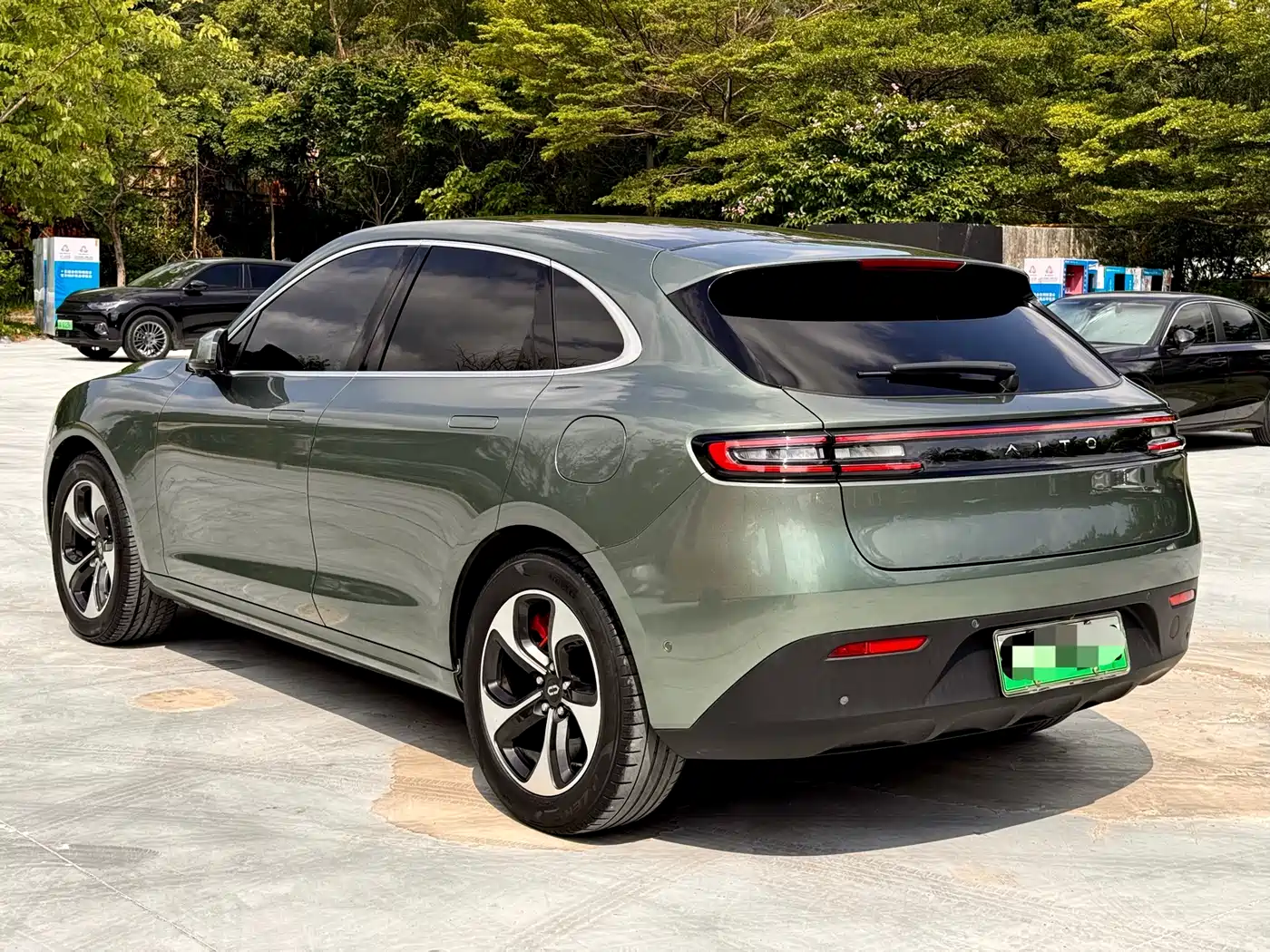 AITO Wenjie AITO M5 2022 Extended Range RWD Standard фото 14