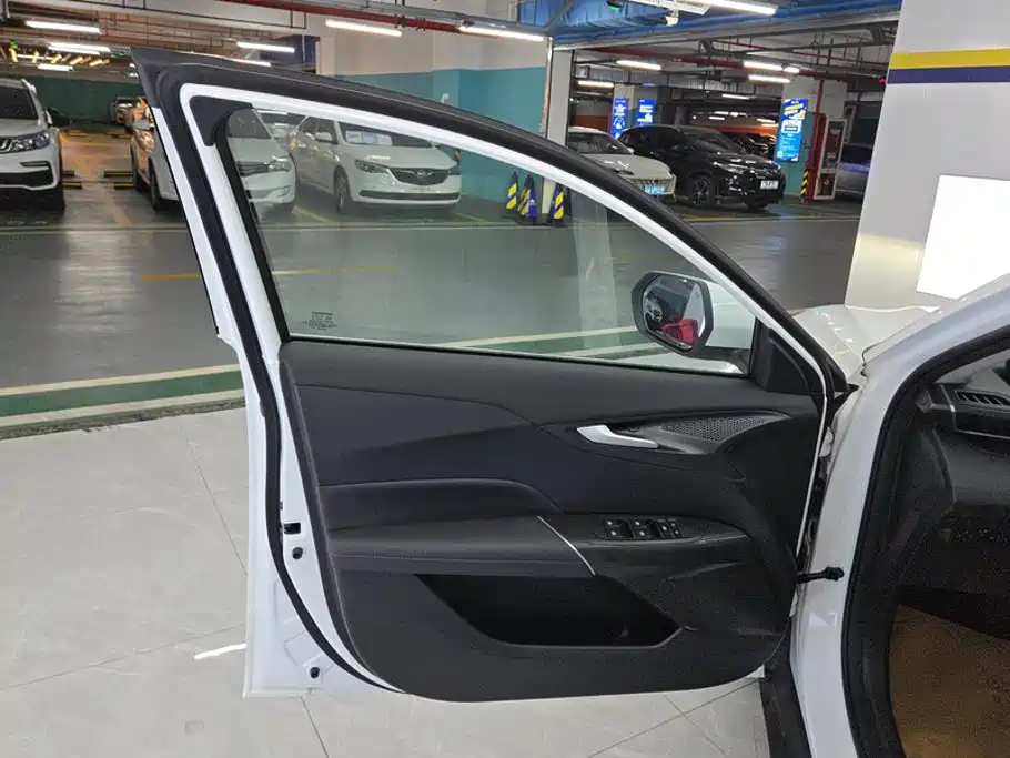 Changan Eado 2026 2025 Blue Whale 1.5T 500Bar Premium