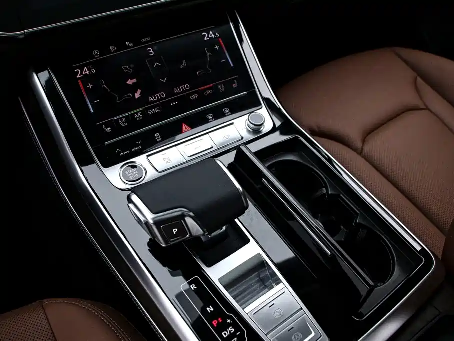 Audi Q7 2026 2025 45 TFSI quattro S line Sport