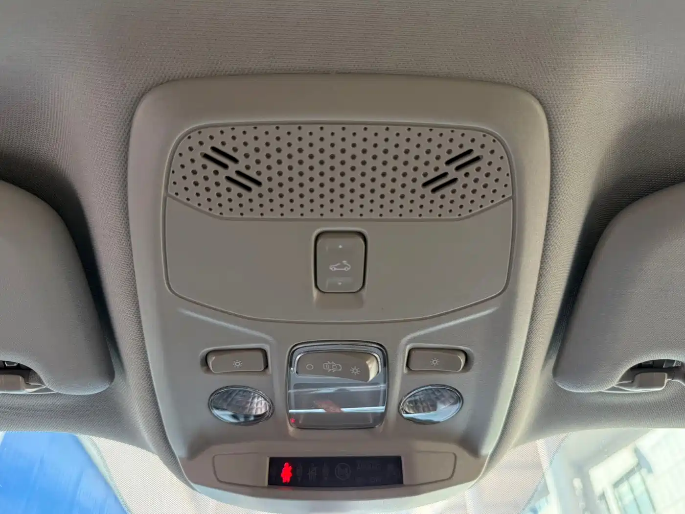 Peugeot 2008 2025 2022 230THP THE ONE