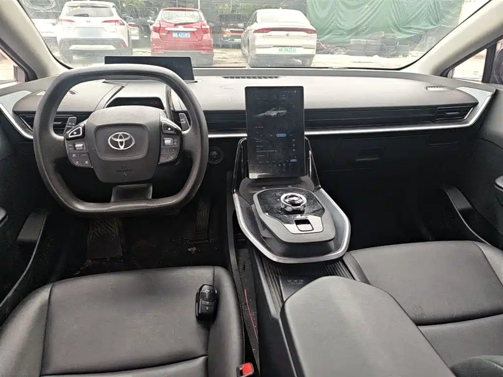 Toyota bZ3 2024 517km Elite PRO фото 6