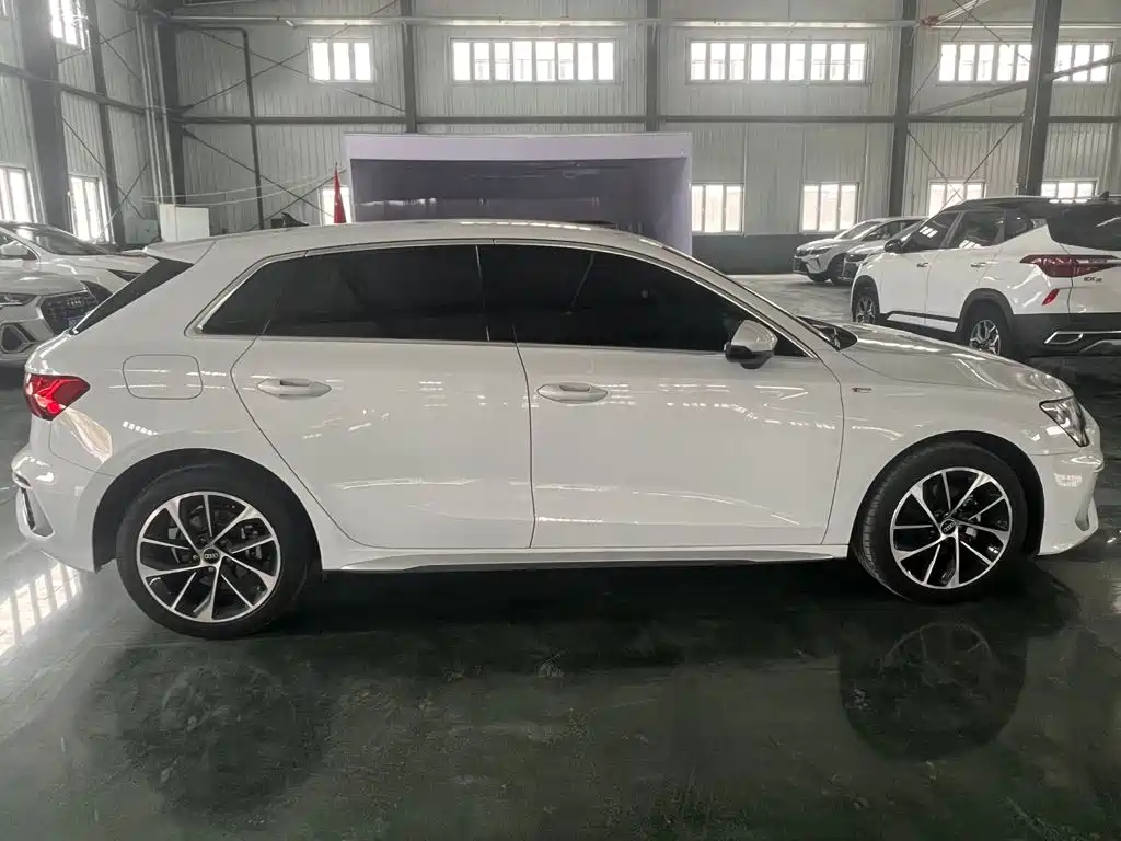 Фото 8 - Audi A3