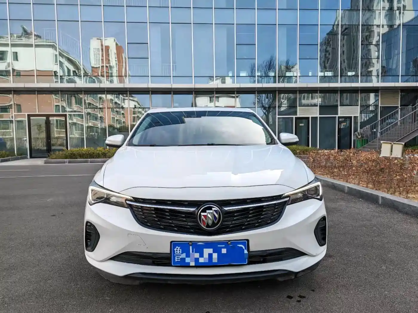 Buick Verano 2023 Pro Joy Edition фото 2