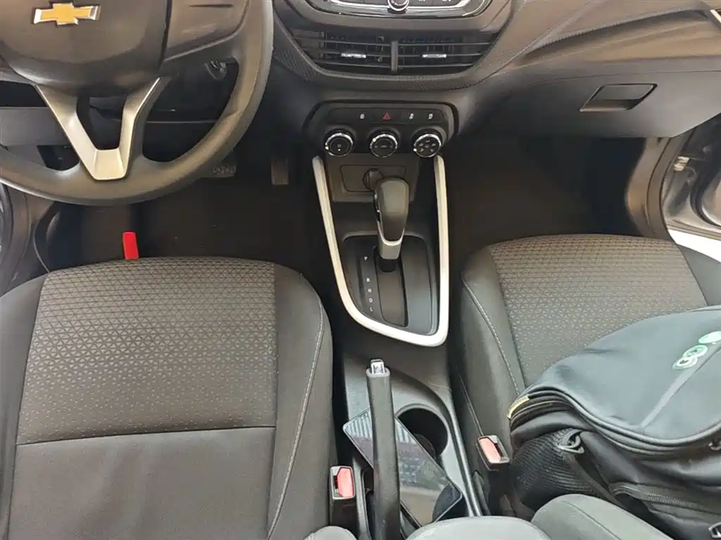 Chevrolet Cavalier 2020 325T Automatic Joy Edition фото 14