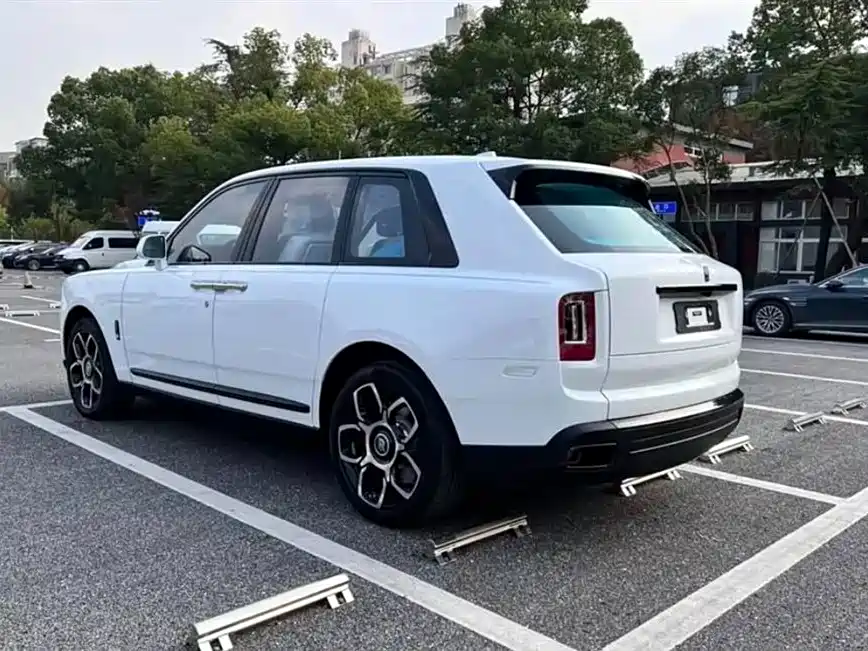 Rolls-Royce Cullinan 2024 2024 Black Badge