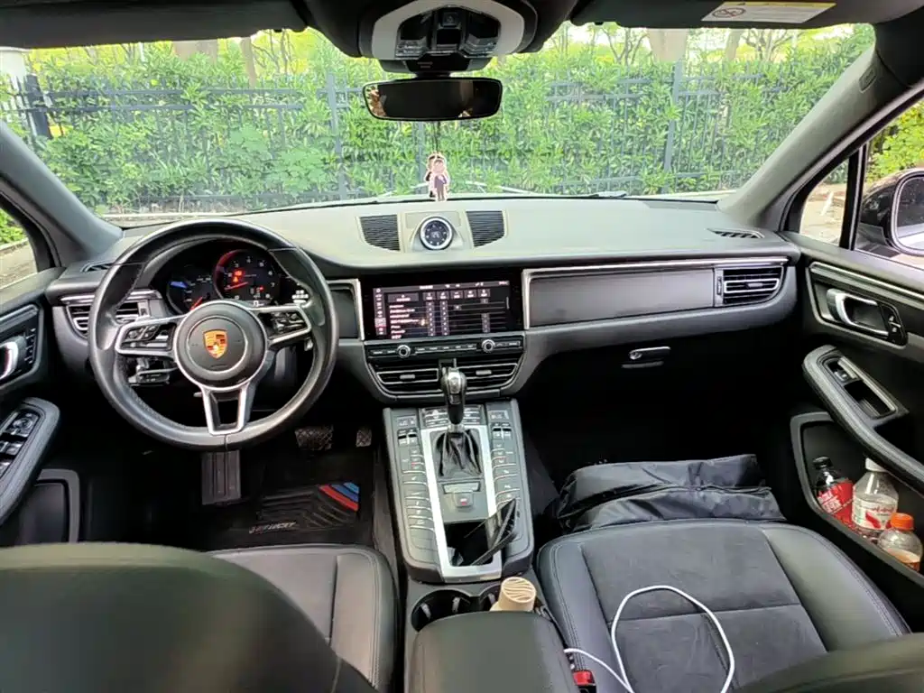 Porsche Macan 2020 Macan 2.0T фото 16