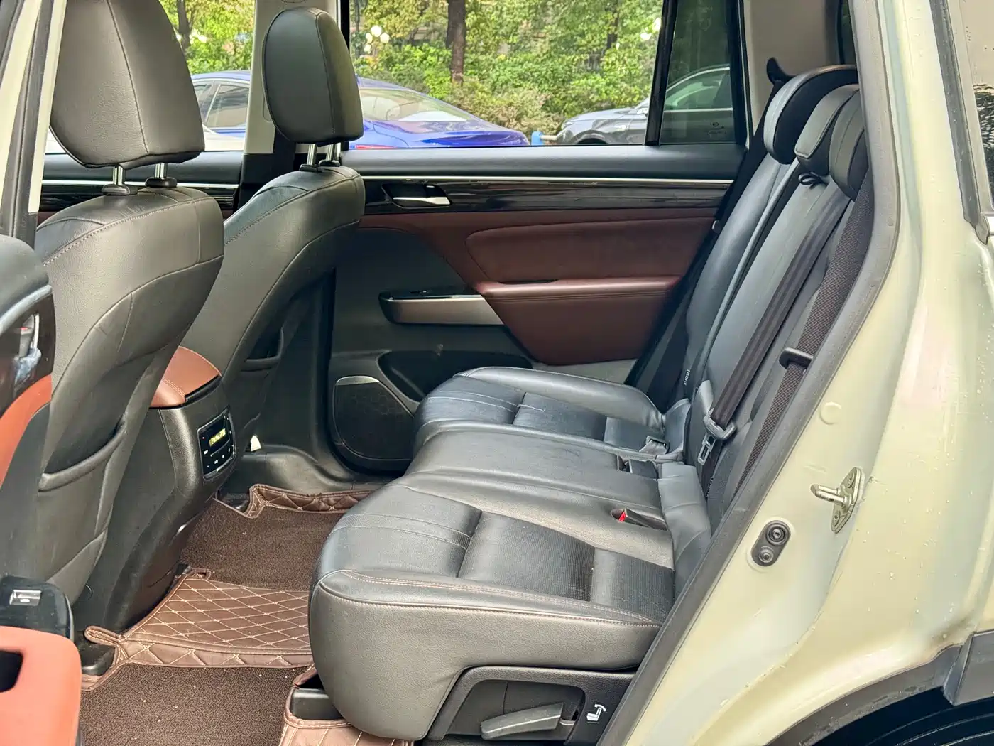 GAC Trumpchi Trumpchi GS8 2019 390T 2WD Luxury Smart Connect Edition (7-seater) фото 5