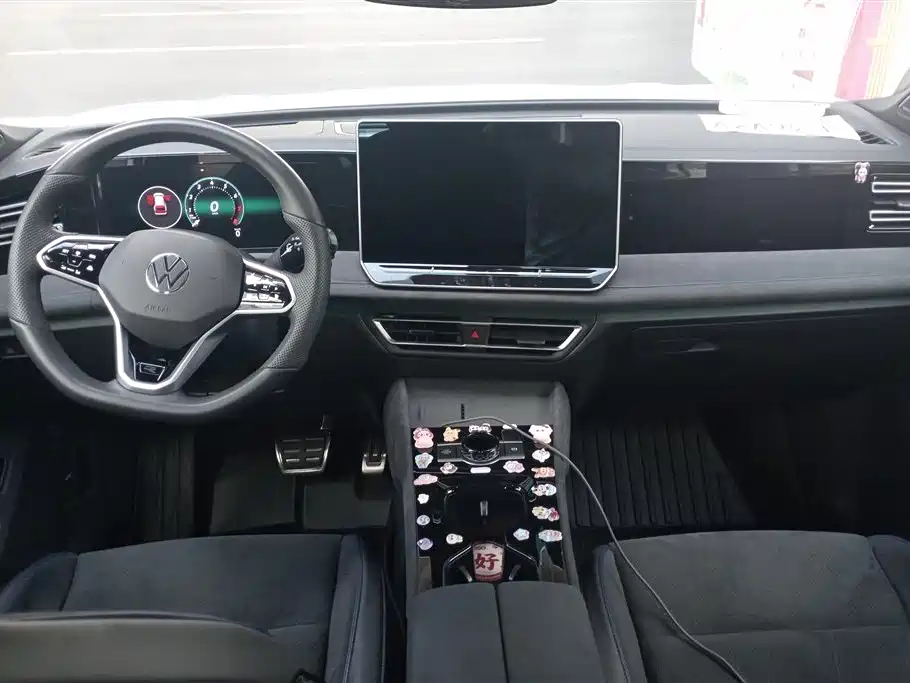Volkswagen Tiguan L 2024 PRO 380TSI 4WD R-Line Premium Edition фото 12