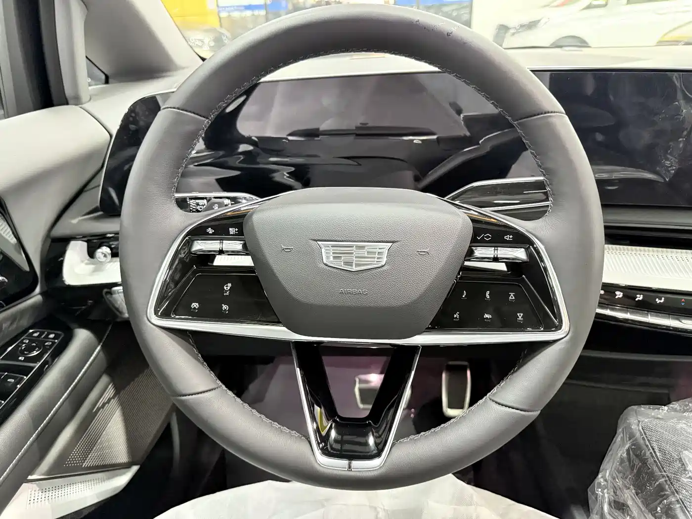 CADILLAC IQ AOGE