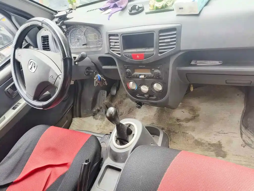 BAIC Weiwang 306 2014 2013 1.2L Value Basic 7-seater A12 China IV