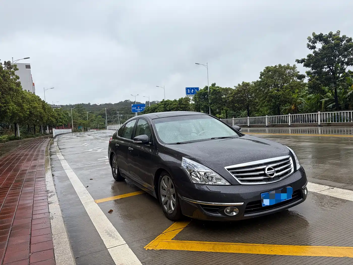 Photo 3 - Nissan Teana