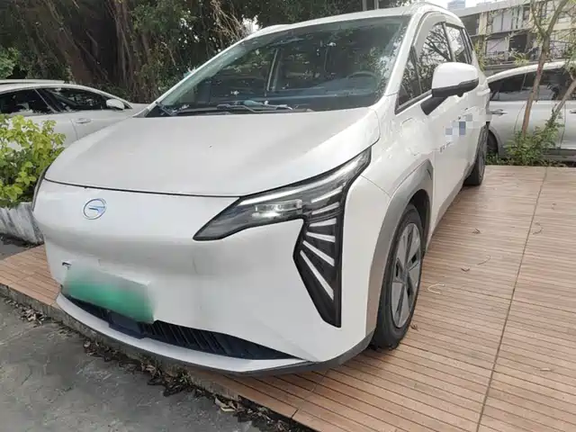 Aion Y 2023