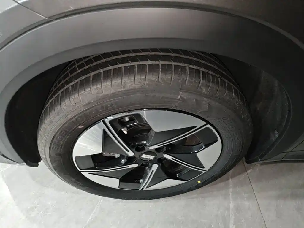 Geely Galaxy Galaxy E5 2026 2024 440km Start Edition