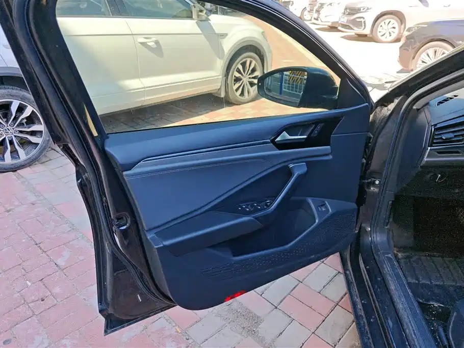 Volkswagen Sagitar 2019 200TSI DSG Comfort Version China V фото 7