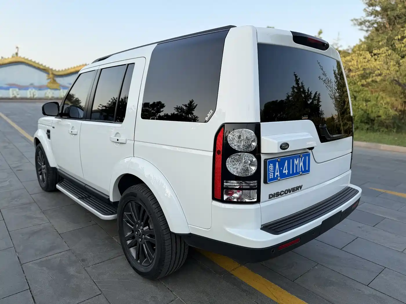 Land Rover Discovery 2015 3.0 SDV6 HSE Diesel фото 13