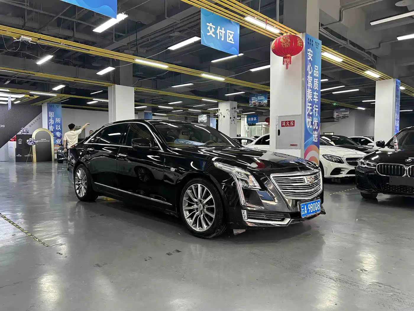 Cadillac CT6 2016 28T Platinum Edition фото 3