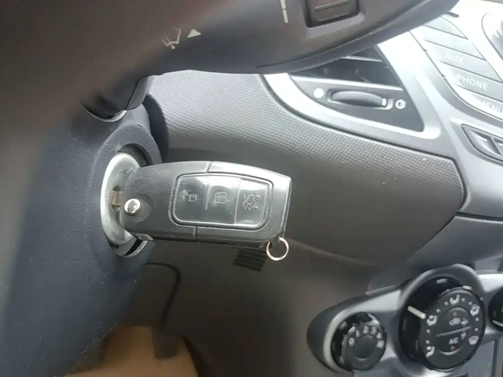 Ford Fiesta 2016 2013 Hatchback 1.5L Automatic Fashion