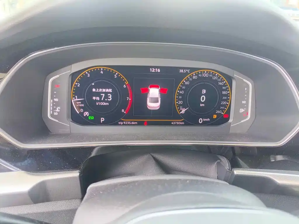 Фото 4 - Volkswagen Passat