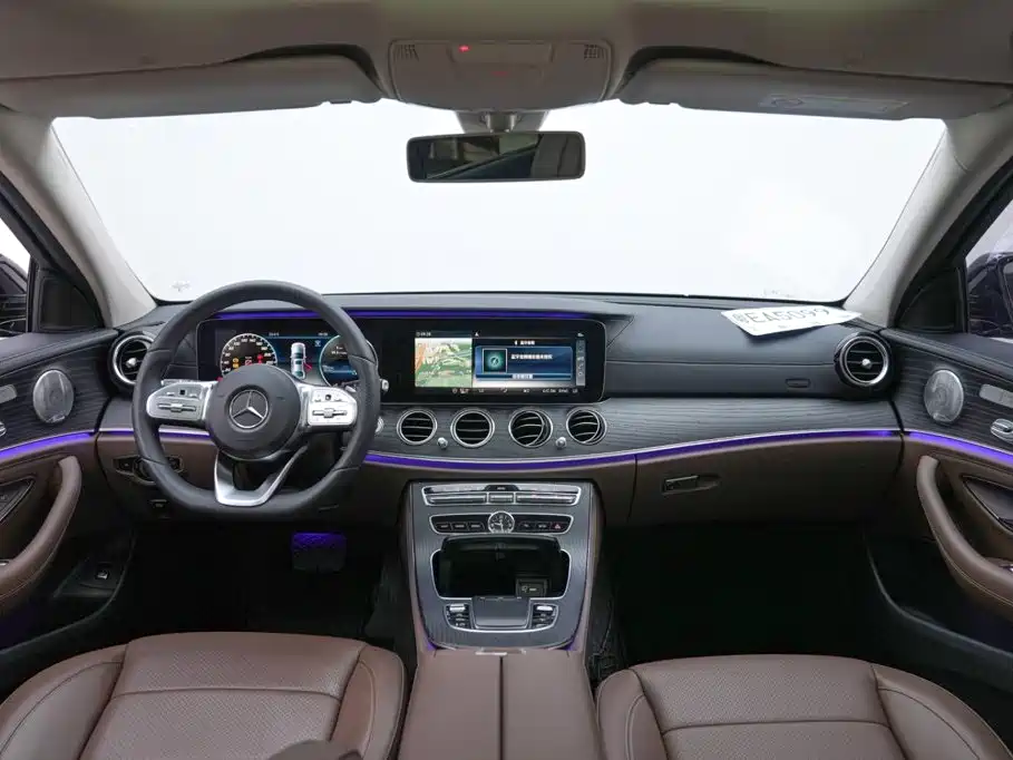 Mercedes-Benz E-Class, миниатюра 8
