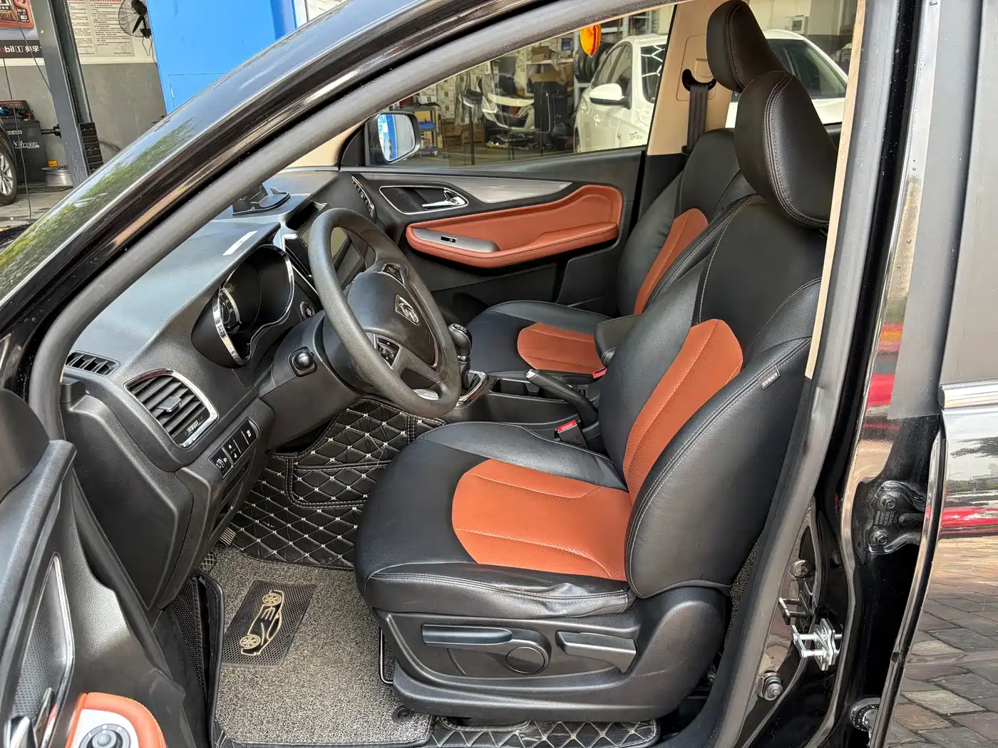 Фото 7 - Baojun 560