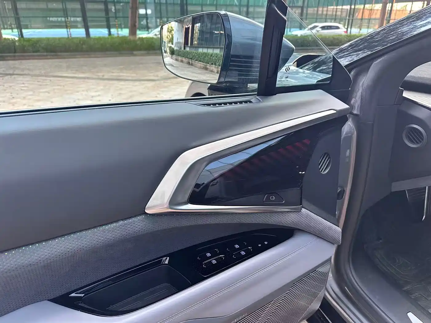 HiPhi Z 2023 2023 4-Seater Edition