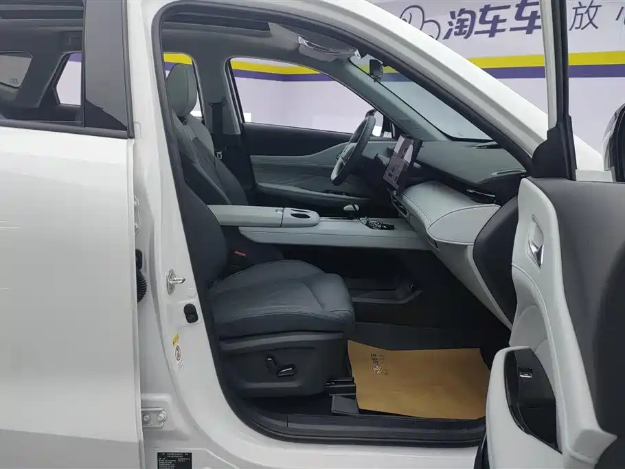 Changan UNI-Z New Energy 2025 2025 Smart New Blue Whale 125km Warship Edition