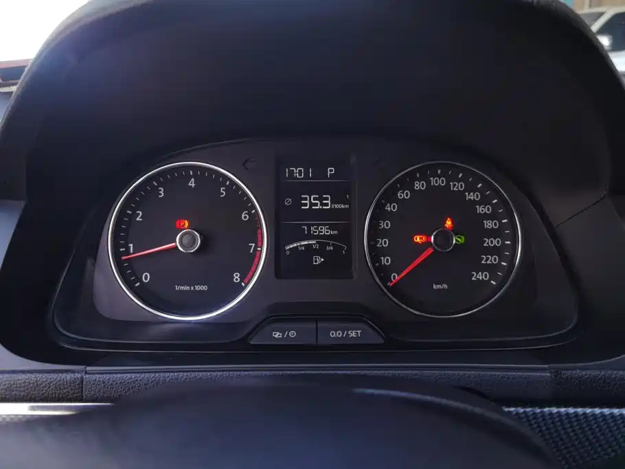 Volkswagen Gran Lavida 2014 2014 1.6L Auto