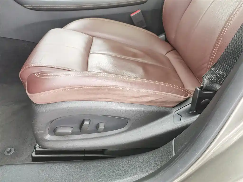 Buick LaCrosse 2013 2.4L SIDI Luxury Comfort фото 20