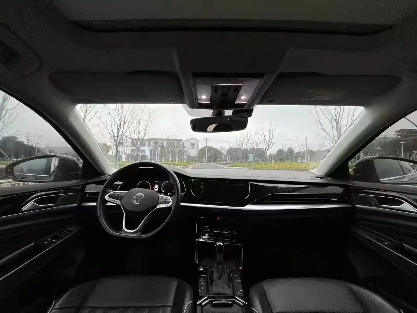 Volkswagen Passat 2022 330TSI Starlight Elite Edition фото 8