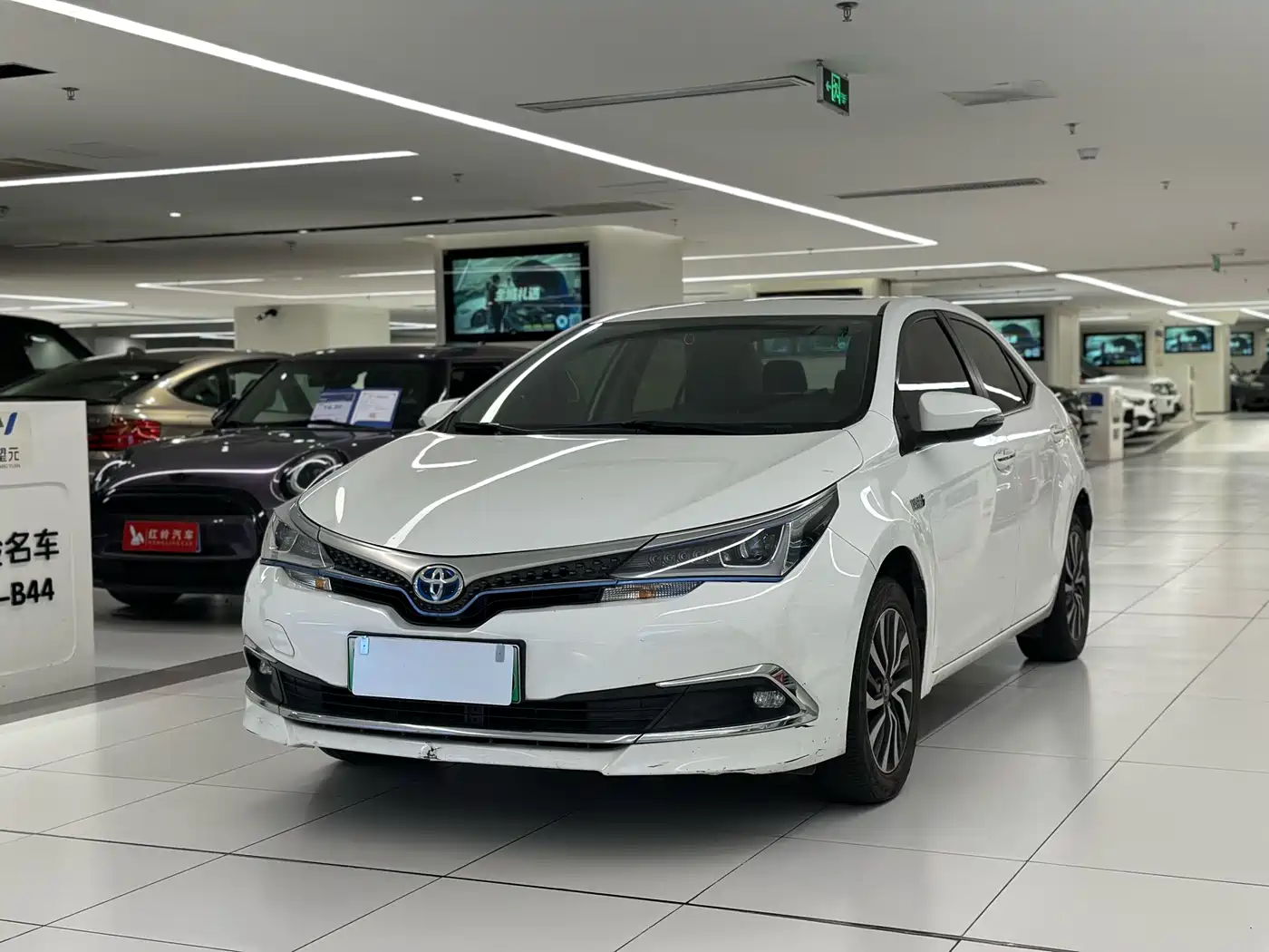 Toyota Corolla Twin Engine E+ 2019 1.8L E-CVT Leading Edition