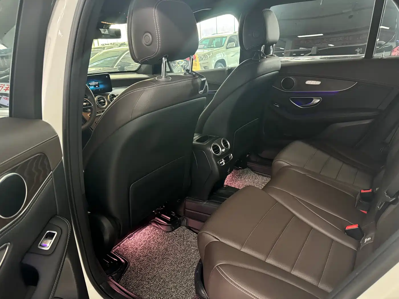 Mercedes-Benz GLC 2020 Facelift GLC 300 L 4MATIC Dynamic фото 9