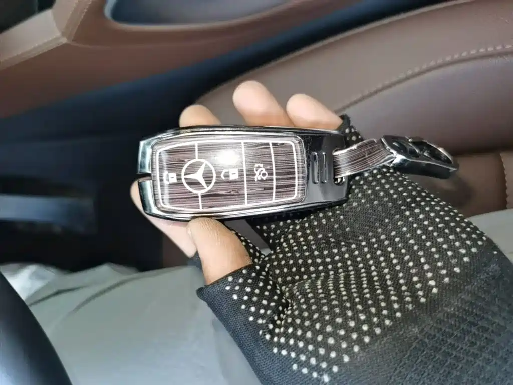 Mercedes-Benz GLE 2025 GLE 350 4MATIC Fashion фото 15