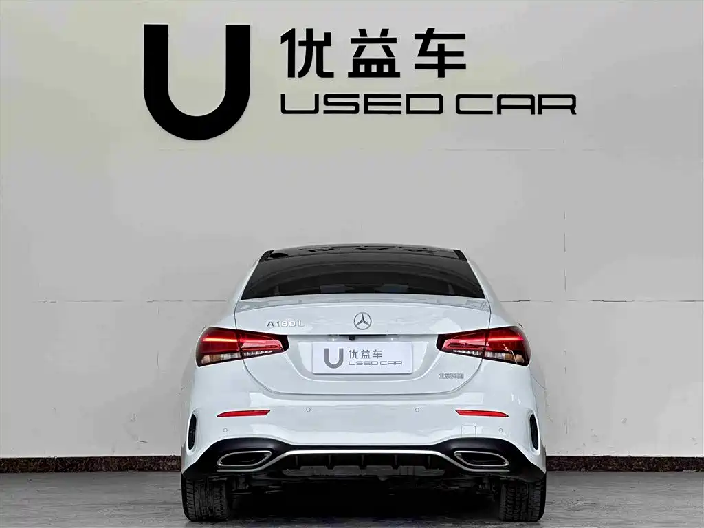 Mercedes-Benz A-Class 2021 A 180 L Sports Sedan фото 8