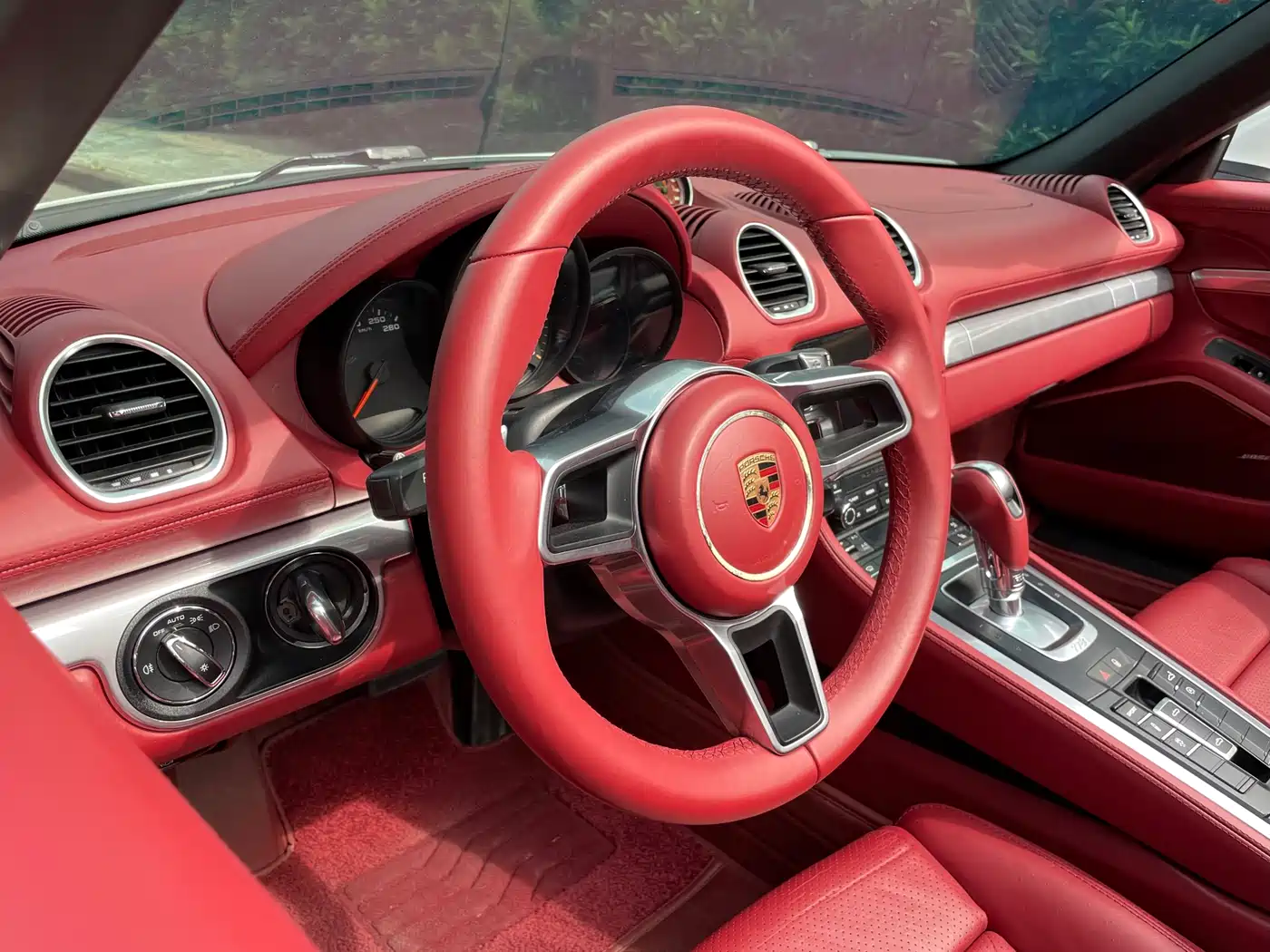 Porsche 718 2016 Boxster 2.0T фото 7