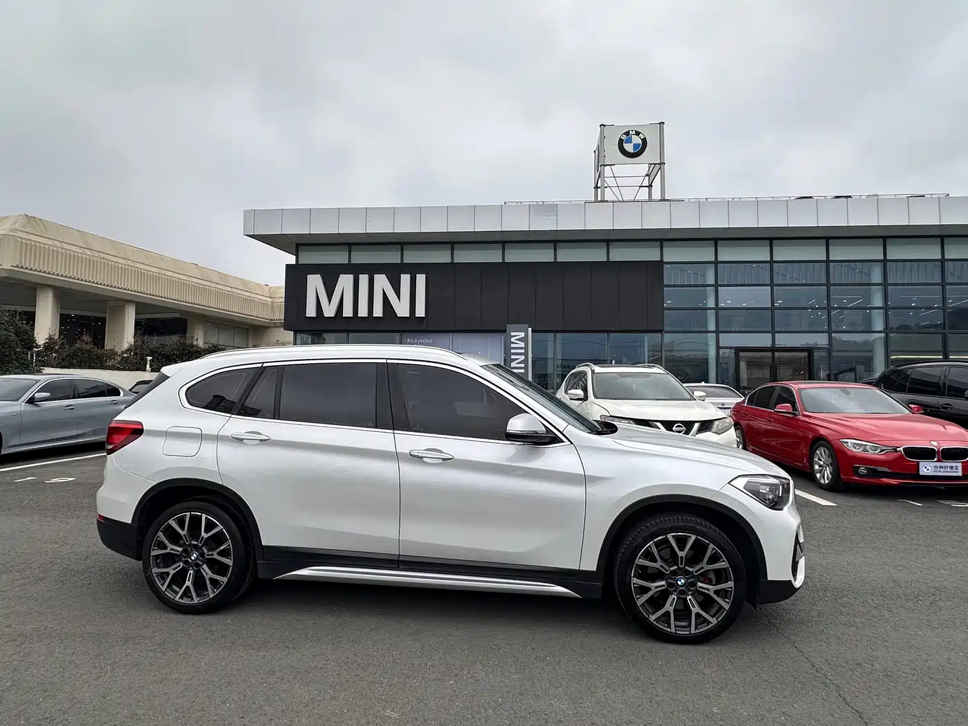 BMW X1 2021 xDrive25Li Exclusive фото 13