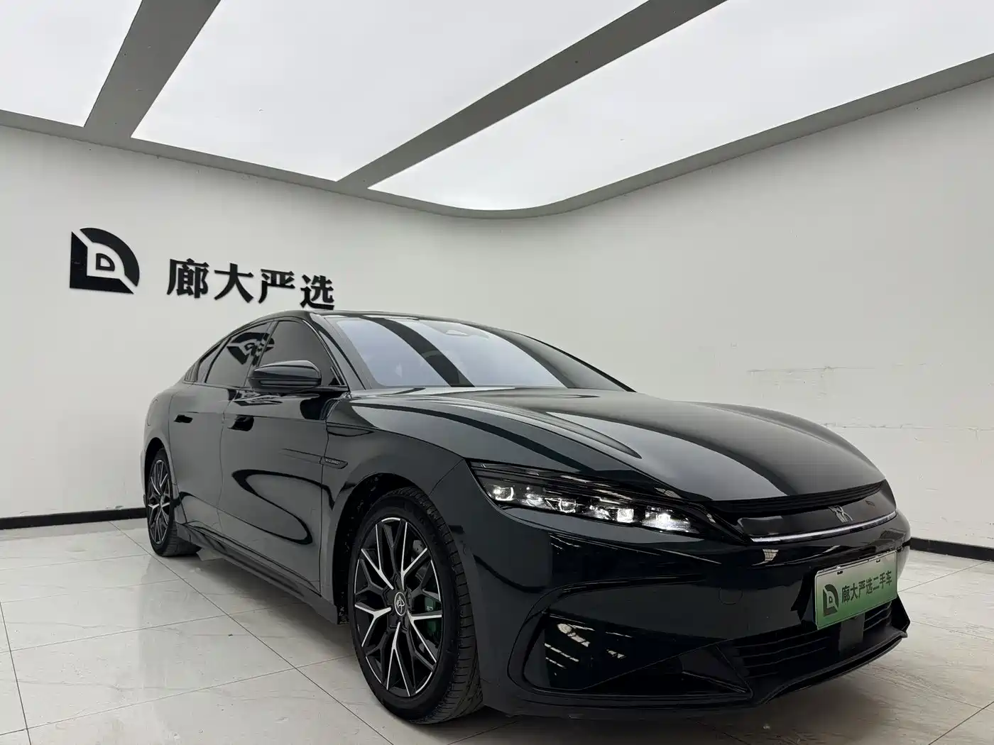BYD Han 2022 EV 610KM AWD Qianshan Green Limited Edition фото 3