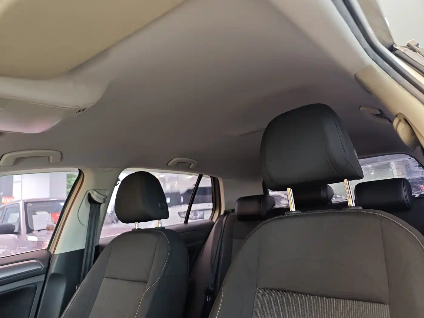 Volkswagen Golf 2015 1.6L Automatic Fashion фото 12