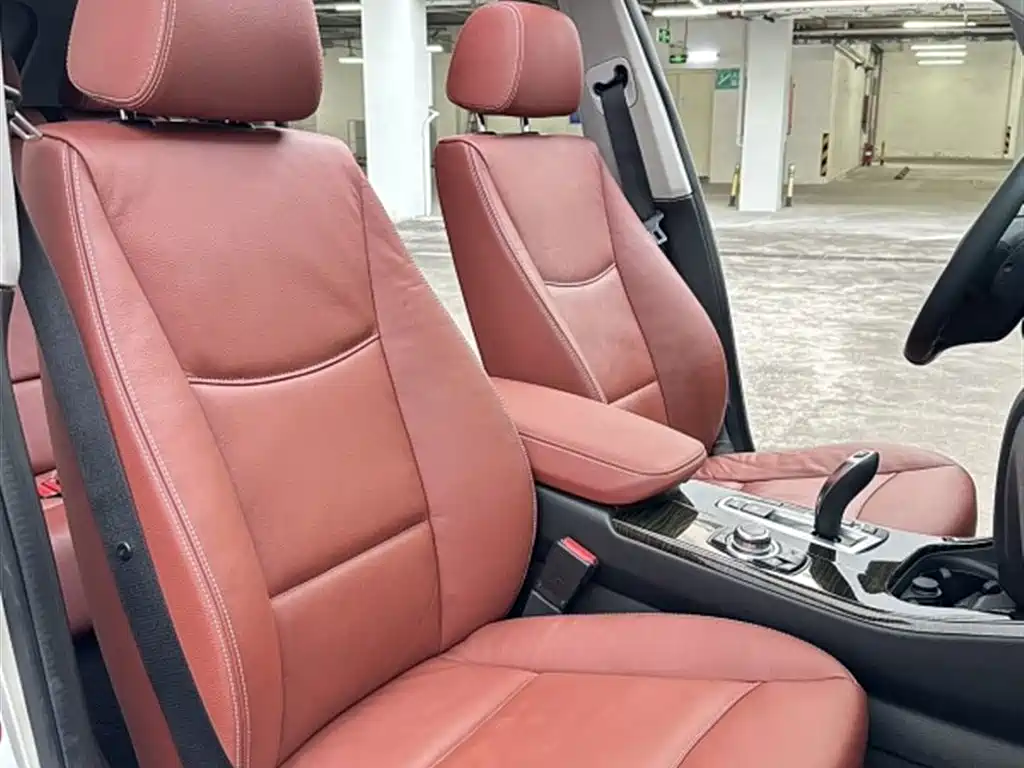 BMW X3 (Import) 2013 Facelift xDrive20i Luxury фото 9