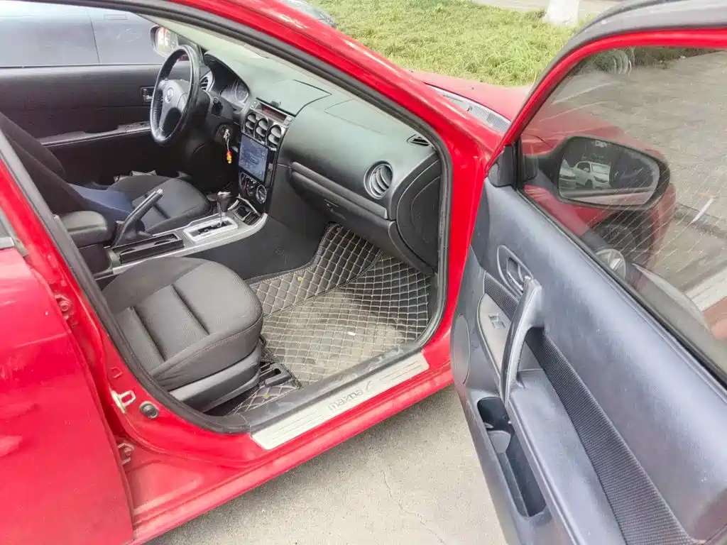 Photo 12 - Mazda 6