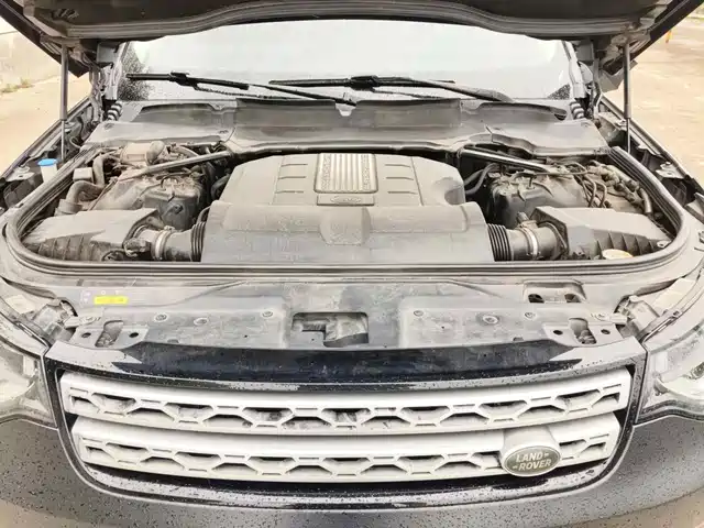 Land Rover Discovery 2019 3.0 SC V6 HSE — фото 3
