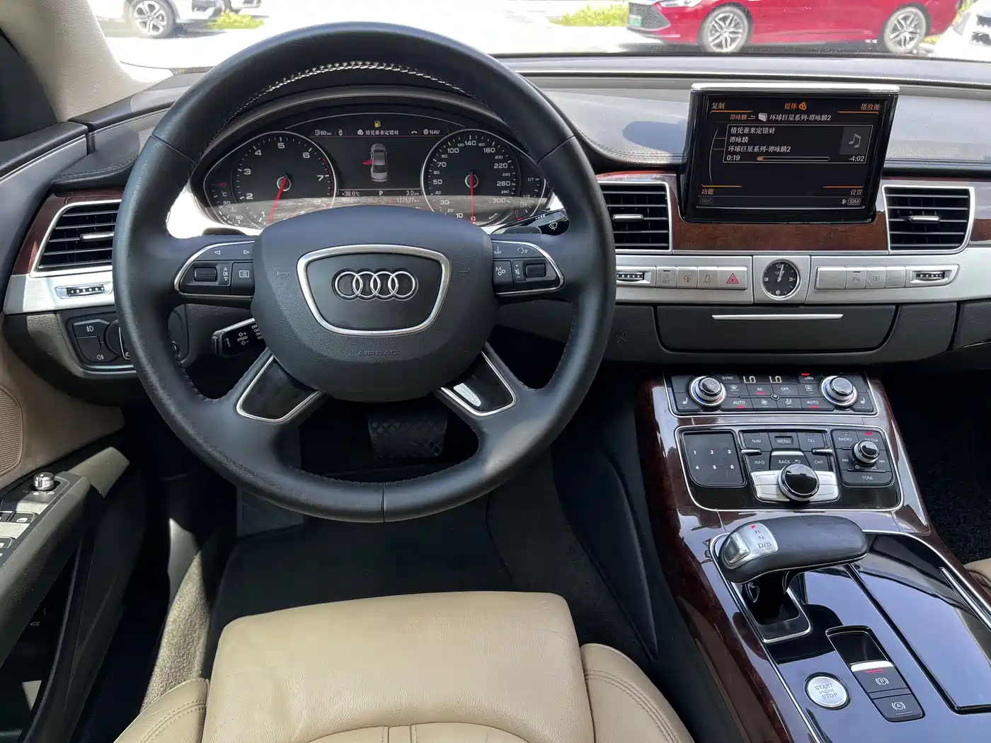 Audi A8 2012 A8L 45 TFSI quattro Luxury фото 8