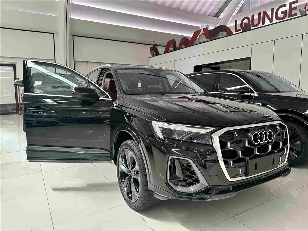 Audi Q7 2026 2025 55 TFSI quattro S line Sport
