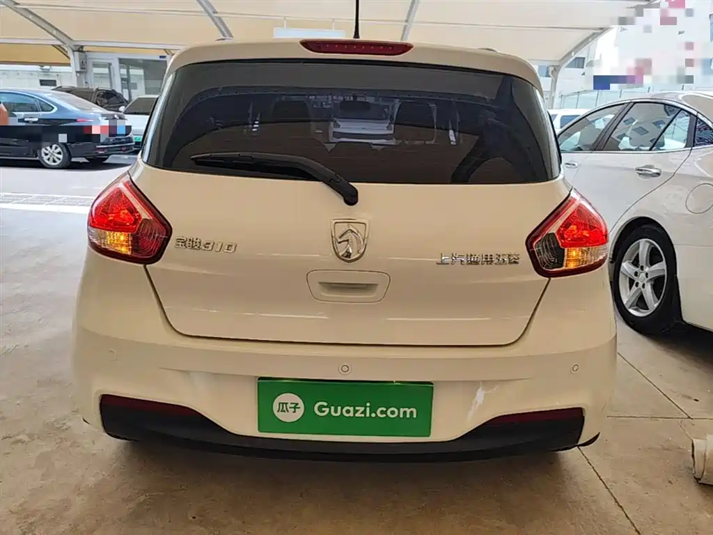 Baojun 310 2017 2016 1.2L Manual Luxury Type