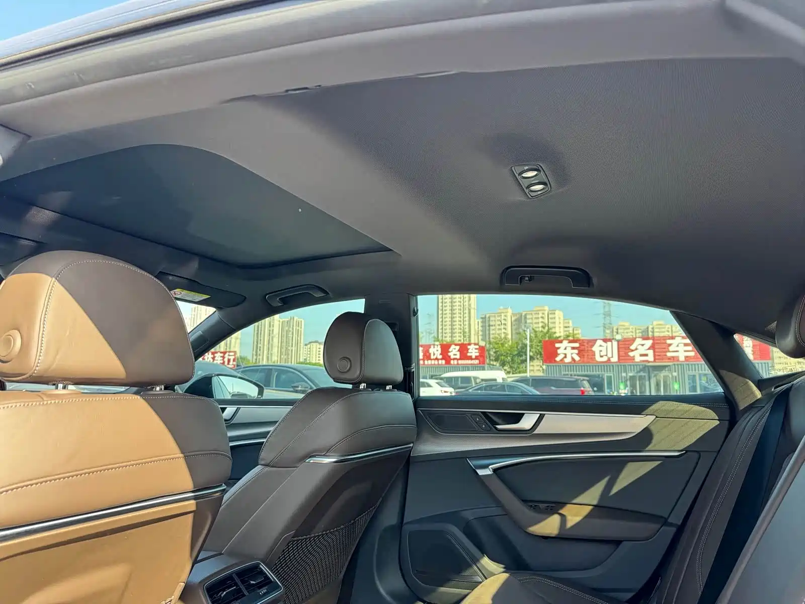 Photo 14 - Audi A7L
