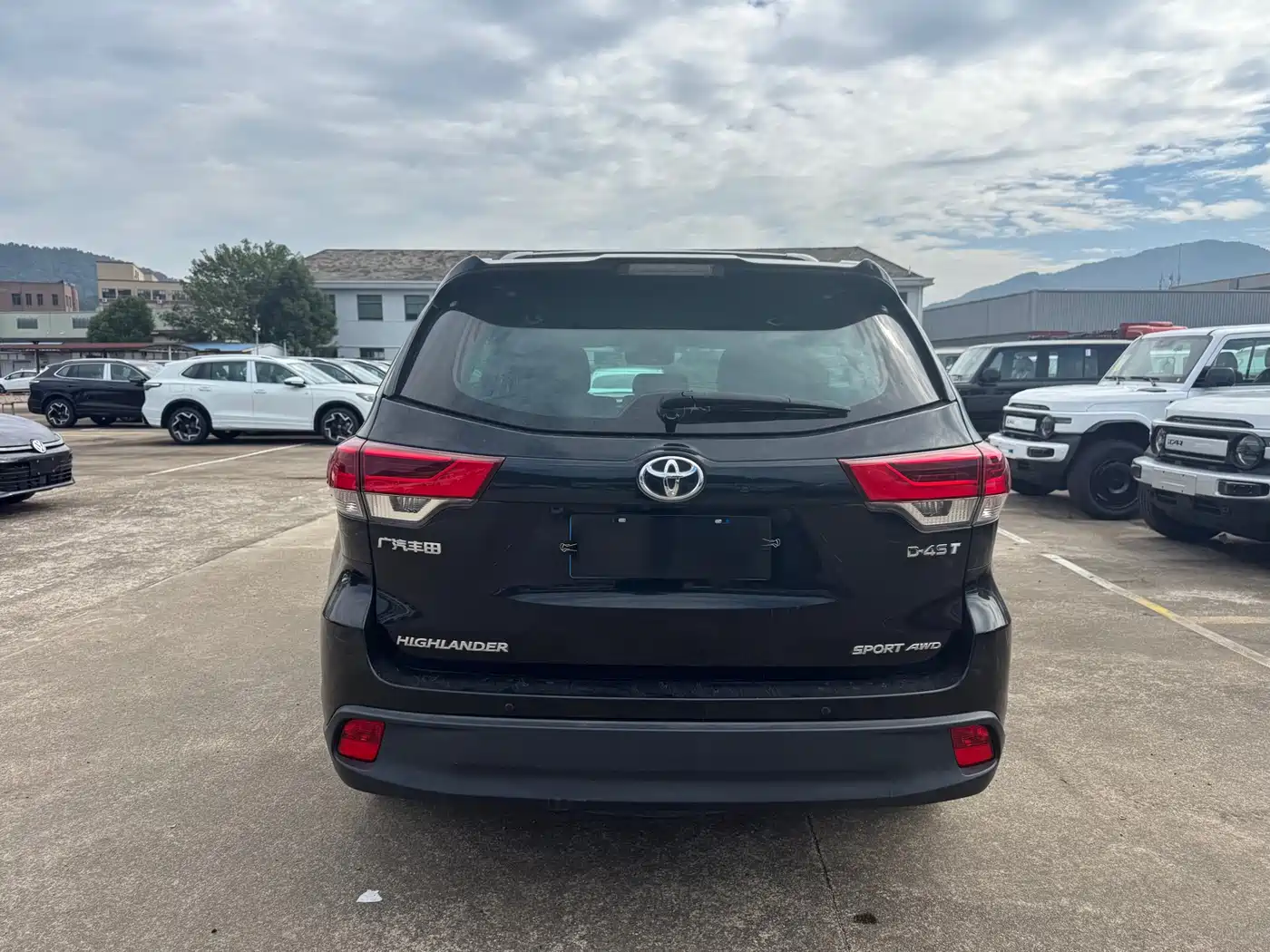 Toyota Highlander 2018 2.0T 4WD Premium 7-seater China VI фото 8
