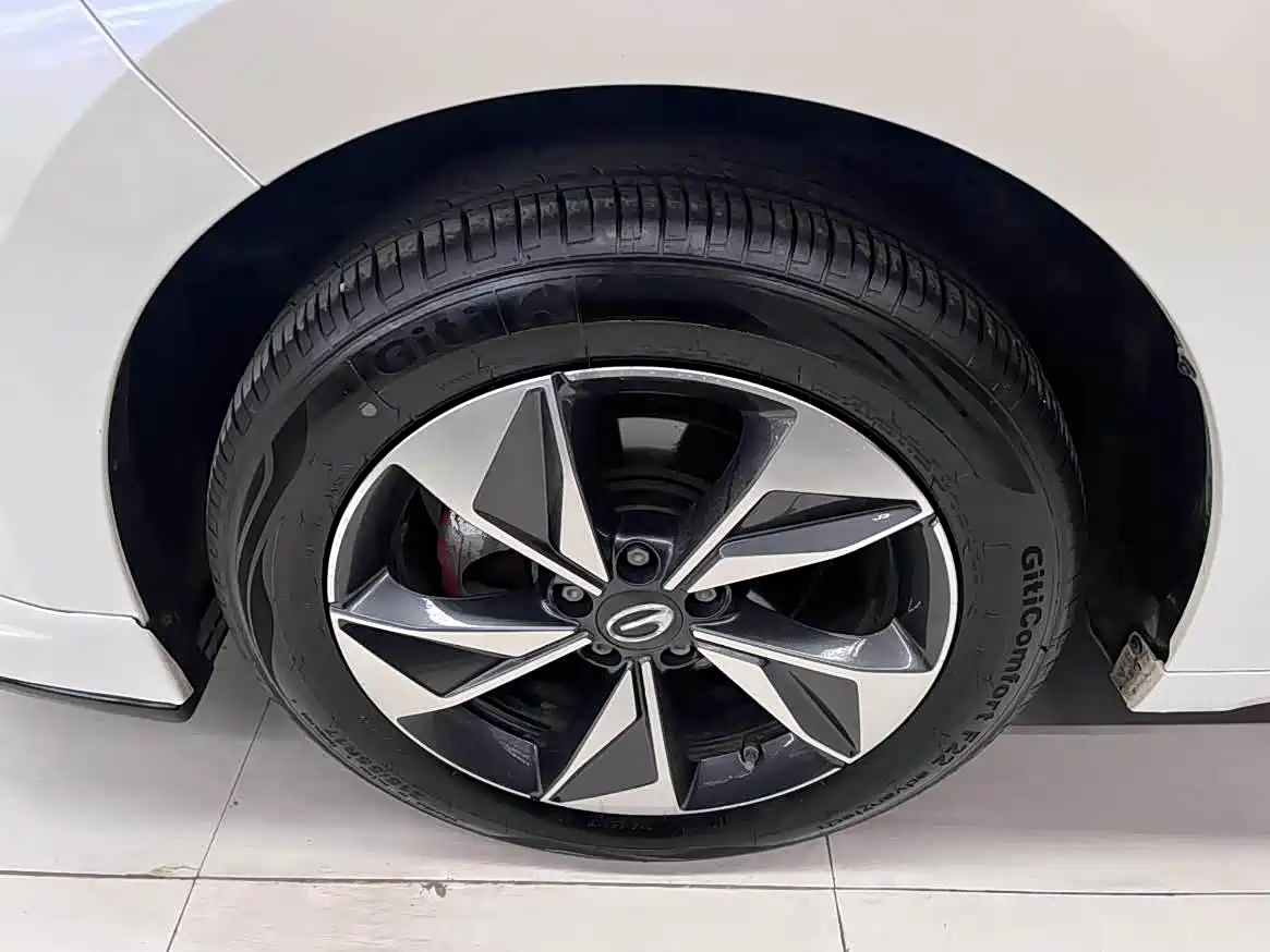 GAC Trumpchi Trumpchi M6 2023 PRO 270T DCT Luxury Edition фото 5